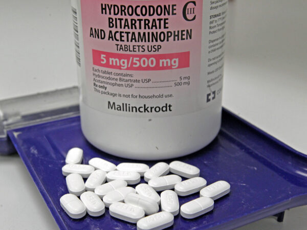 Hydrocodone 5-500 mg
